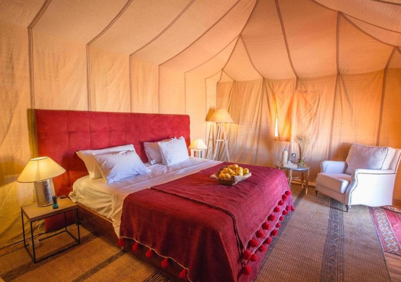 Amazing Luxury Camp 호텔 메르주가 외부 사진