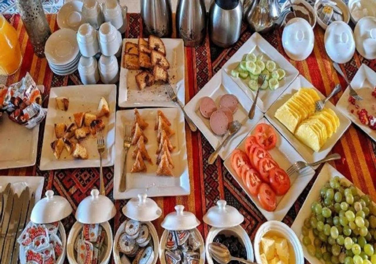 Amazing Luxury Camp 호텔 메르주가 외부 사진