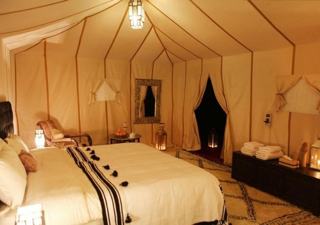 Amazing Luxury Camp 호텔 메르주가 외부 사진